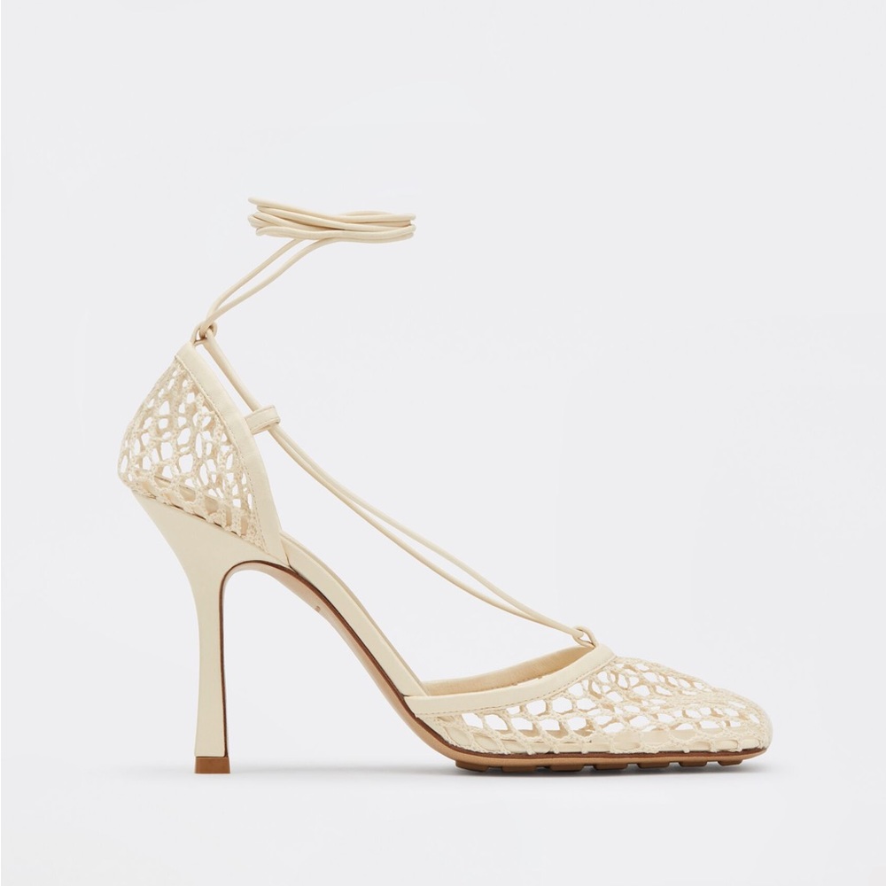 BOTTEGA VENETA Stretch Lace-Up Sandal in Toile - NEVER WORN